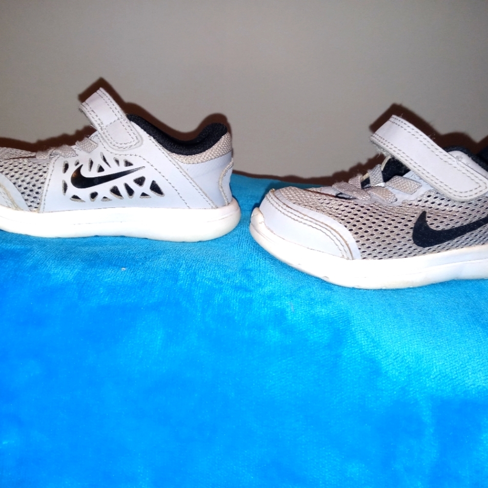 Toddler boys nike